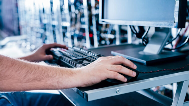 Kompleksowa obsługa informatyczna firm – co obejmuje?